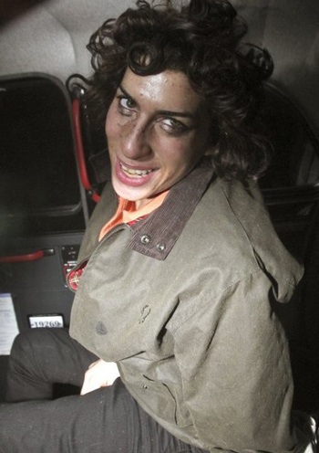 Chồng Amy Winehouse phải quay lại nhà tù - 3 Chồng Amy Winehouse phải quay lại nhà tù - 3