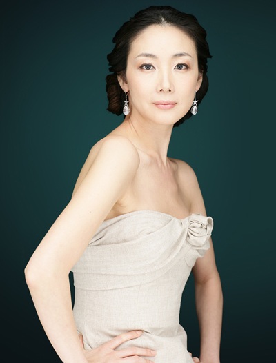Choi Ji Woo hoá thân thành kỹ nữ - 8 Choi Ji Woo hoá thân thành kỹ nữ - 8