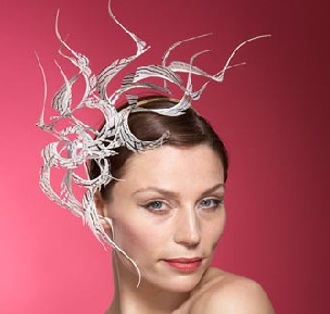 Những chiếc mũ ấn tượng của Philip Treacy - 14