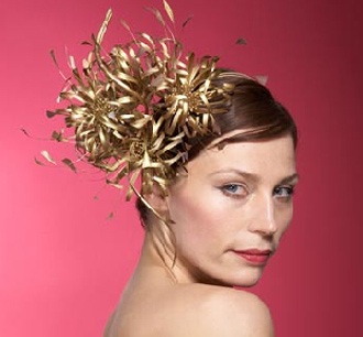 Những chiếc mũ ấn tượng của Philip Treacy - 12