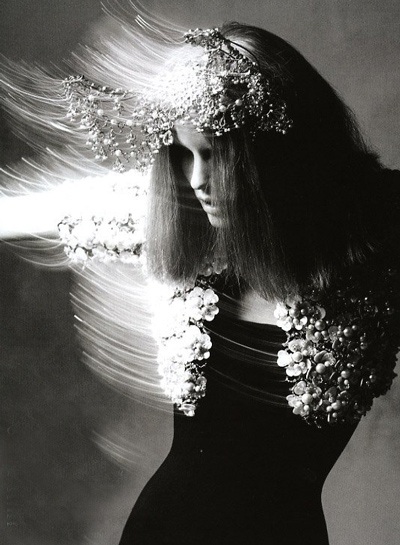 Lại là Caroline Winberg - 1