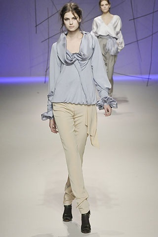 BST thanh lịch của Emanuel Ungaro - 16