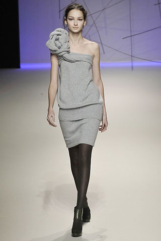 BST thanh lịch của Emanuel Ungaro - 7