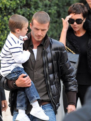 Victoria Beckham nhận mình là bà mẹ nghiêm khắc - 1 Victoria Beckham nhận mình là bà mẹ nghiêm khắc - 1