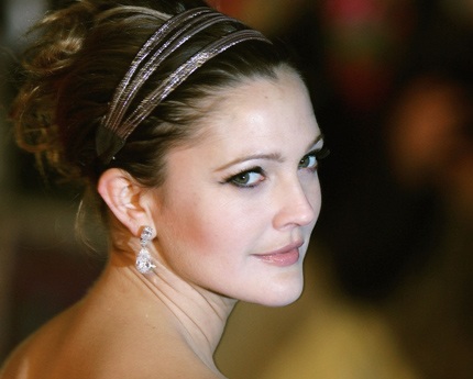 Drew Barrymore không quan tâm vẻ bên ngoài của đàn ông - 4