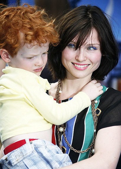 Sophie Ellis Bextor sinh con nặng chỉ 1,2kg - 2 Sophie Ellis Bextor sinh con nặng chỉ 1,2kg - 2