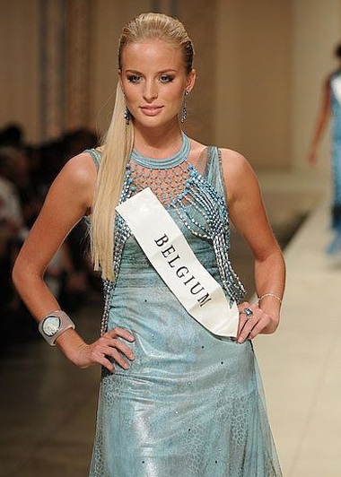 Chân dung những mỹ nhân đẹp nhất thế giới - 2