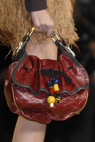 BST túi sành điệu của Louis Vuitton - 20