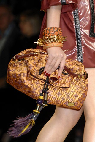 BST túi sành điệu của Louis Vuitton - 9