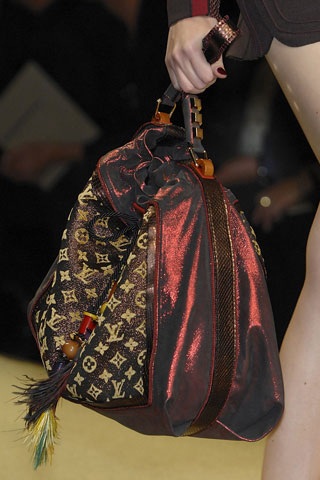 BST túi sành điệu của Louis Vuitton - 7