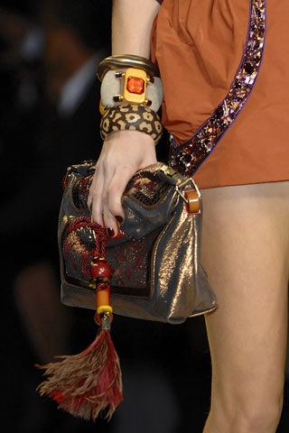 BST túi sành điệu của Louis Vuitton - 2