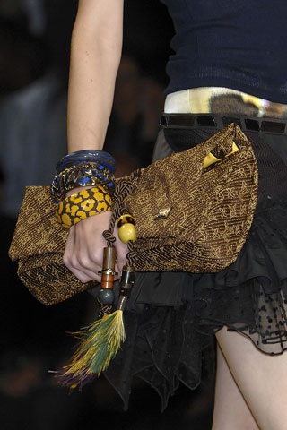 BST túi sành điệu của Louis Vuitton - 26