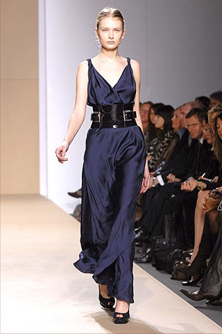 BST thu/đông của Amanda Wakeley - 3