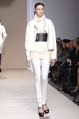 BST thu/đông của Amanda Wakeley - 19