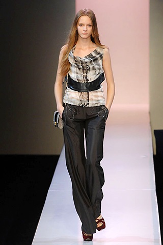 BST xuân/hè 2008 của Barbara Bui - 14