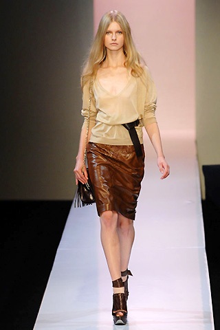 BST xuân/hè 2008 của Barbara Bui - 4