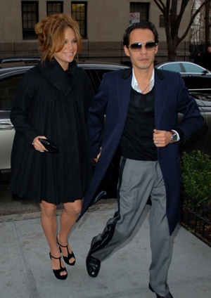 Jennifer Lopez tổ chức tiệc chờ đón baby - 4 Jennifer Lopez tổ chức tiệc chờ đón baby - 4