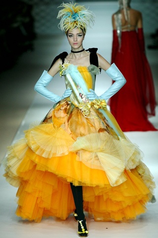 Người đẹp tóc đen Mariacarla Boscono - 5