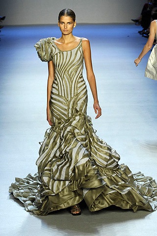 BST xuân/hè 2008 của Zac Posen - 16