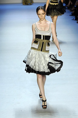 BST xuân/hè 2008 của Zac Posen - 14