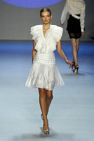 BST xuân/hè 2008 của Zac Posen - 22