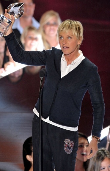 Ai là người chiến thắng tại People's Choice Awards? - 8