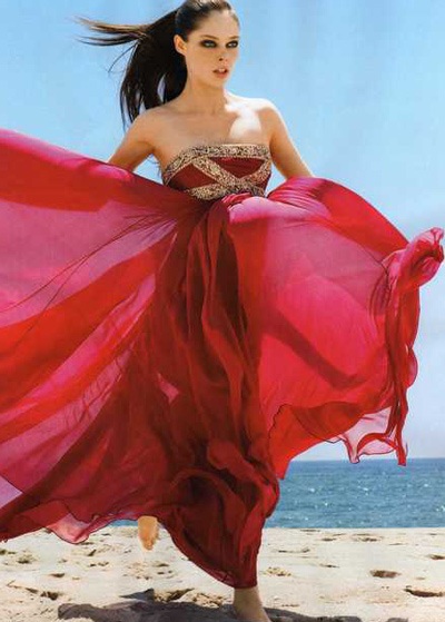 Coco Rocha bay bổng, quyến rũ trên Vogue - 4 Coco Rocha bay bổng, quyến rũ trên Vogue - 4