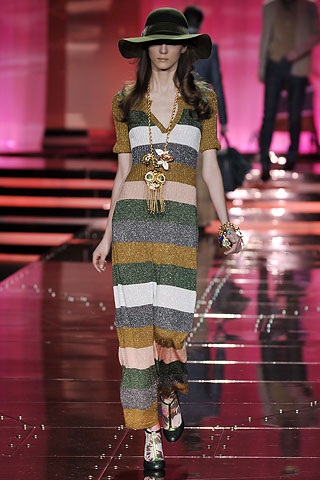 Just Cavalli: Trẻ trung và bay bổng - 10