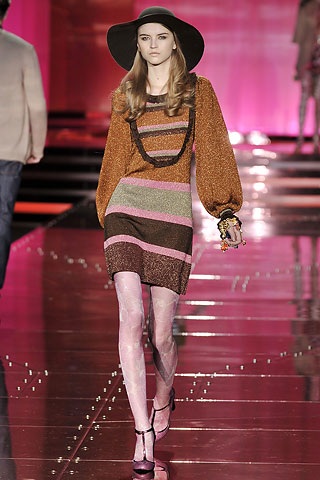 Just Cavalli: Trẻ trung và bay bổng - 9