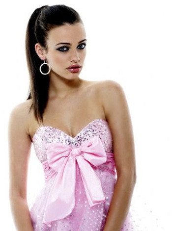 Chân dung 5 mỹ nhân có gương mặt đẹp nhất thế giới - 4