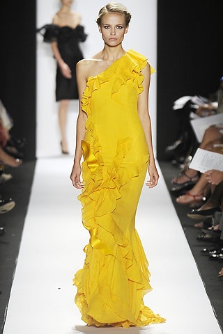 Carolina Herrera: Nữ tính, yểu điệu - 23