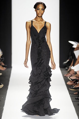 Carolina Herrera: Nữ tính, yểu điệu - 3