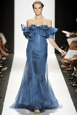 Carolina Herrera: Nữ tính, yểu điệu - 2