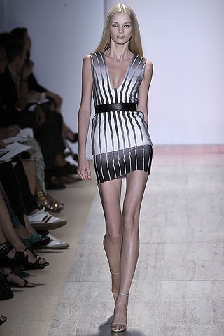 Hervé Léger: Gợi cảm, quyến rũ - 8 Hervé Léger: Gợi cảm, quyến rũ - 8