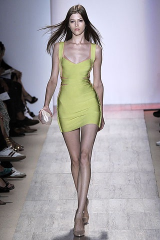 Hervé Léger: Gợi cảm, quyến rũ - 19 Hervé Léger: Gợi cảm, quyến rũ - 19