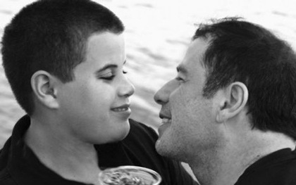 John Travolta đau đớn vì mất con - 3