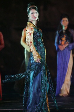 Thiên đường biển đêm  - 11