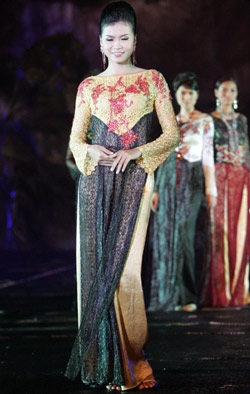 Thiên đường biển đêm  - 10