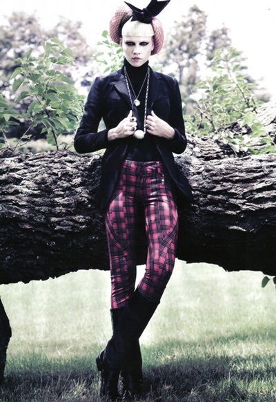 Aline Weber: Vẻ đẹp cổ điển đầy quyến rũ - 10