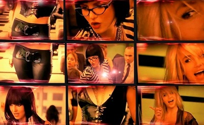 Hé lộ vài hình ảnh trong video mới của Britney - 4 Hé lộ vài hình ảnh trong video mới của Britney - 4