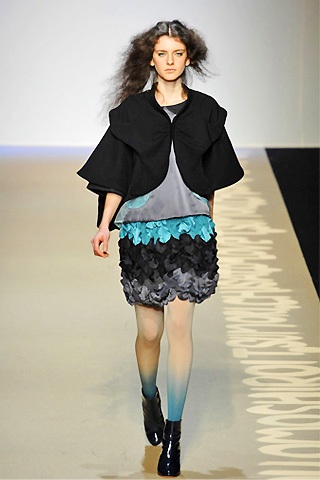 BST thu/đông 2008 của Tsumori Chisato - 24 BST thu/đông 2008 của Tsumori Chisato - 24