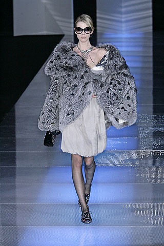 BST thu/đông 2008 của Giorgio Armani - 13 BST thu/đông 2008 của Giorgio Armani - 13