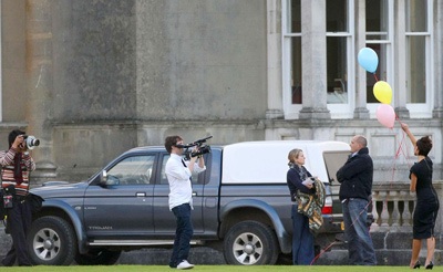 Victoria Beckham đi giầy có đinh nhọn - 7 Victoria Beckham đi giầy có đinh nhọn - 7