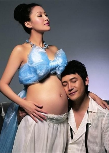 Lục Nghị đón “công chúa” đầu lòng - 1