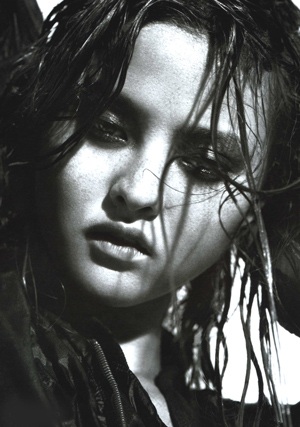 Chùm ảnh ấn tượng của siêu mẫu gốc Á Devon Aoki - 6 Chùm ảnh ấn tượng của siêu mẫu gốc Á Devon Aoki - 6