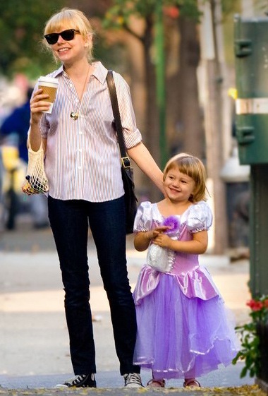 Michelle Williams vẫn không thể quên Heath Ledger - 2