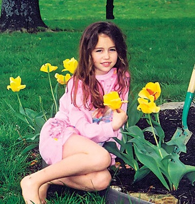 Bộ ảnh "độc" của Miley Cyrus - 9 Bộ ảnh "độc" của Miley Cyrus - 9