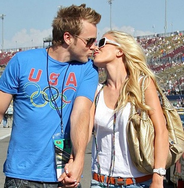 Thêm một cặp “sao” bí mật kết hôn - 3