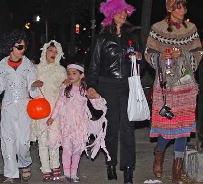 Những hình ảnh Halloween vui nhộn của người nổi tiếng - 11 Những hình ảnh Halloween vui nhộn của người nổi tiếng - 11