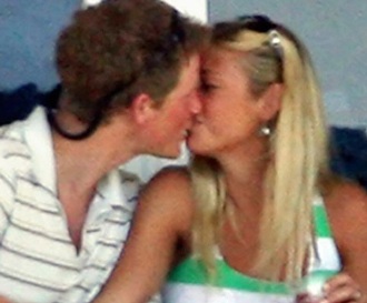 Hoàng tử Harry chia tay bạn gái - 1